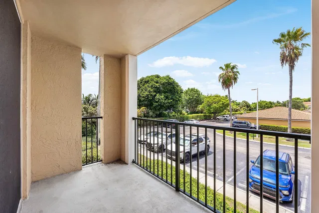 Unit 205 photo 23