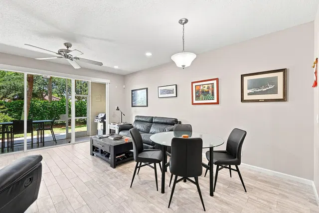 Residence photo 13
