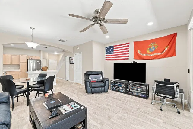 Residence photo 15