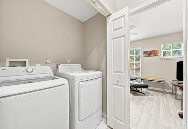 Residence photo 21