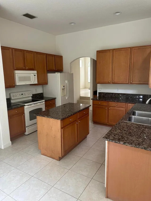 Residence photo 5