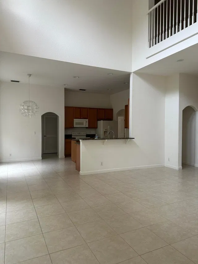 Residence photo 6