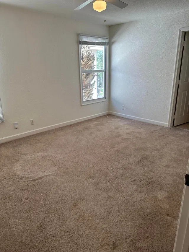 Residence photo 17
