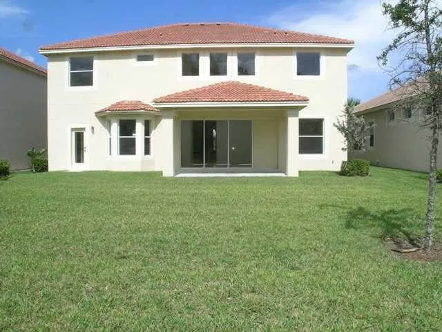 Residence photo 23