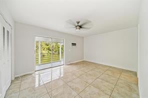 Unit 114 photo 4