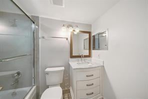 Unit 114 photo 14