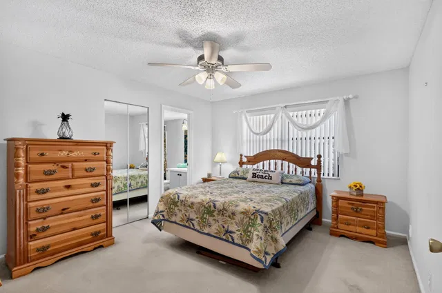 Unit 205 photo 11