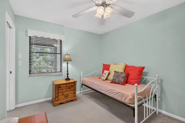 Unit 205 photo 18