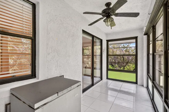 Unit 205 photo 22