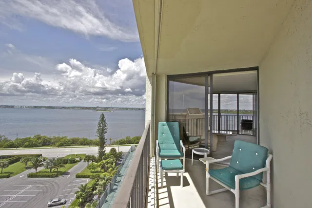 Harbour Point Singer Island Unit 1006 photo 9