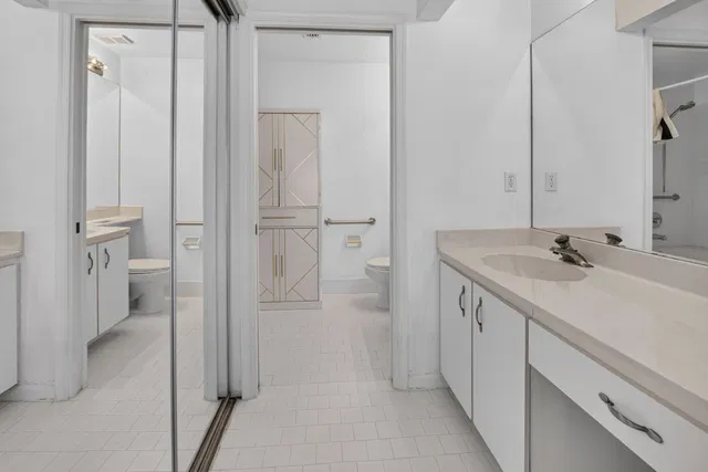  Unit 102 photo 32