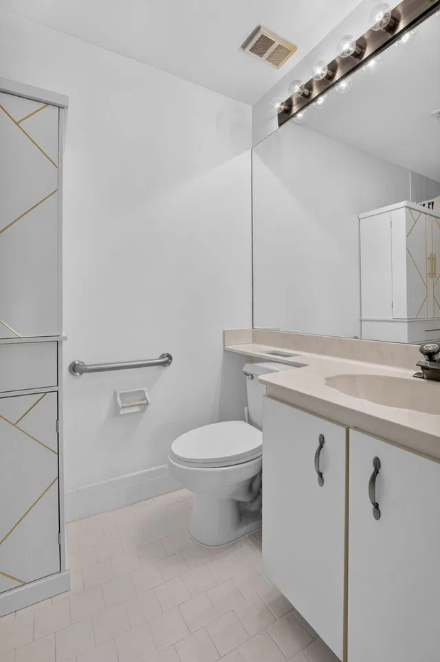  Unit 102 photo 34