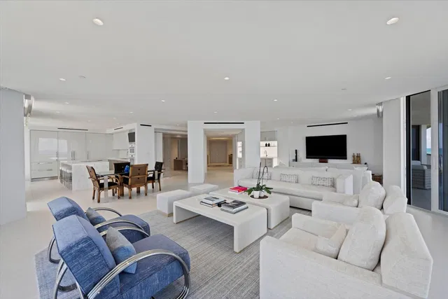 Sloan's Curve Palm Beach Unit 408N photo 11