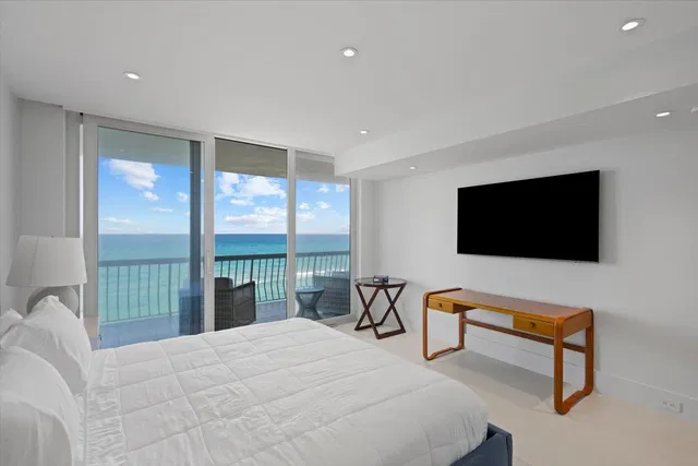 Sloan's Curve Palm Beach Unit 408N photo 30