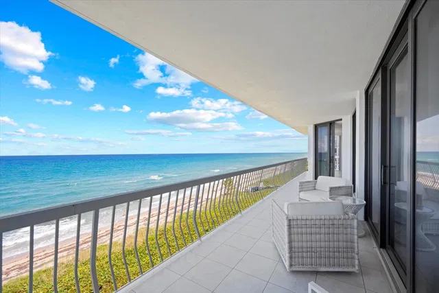 Sloan's Curve Palm Beach Unit 408N photo 33