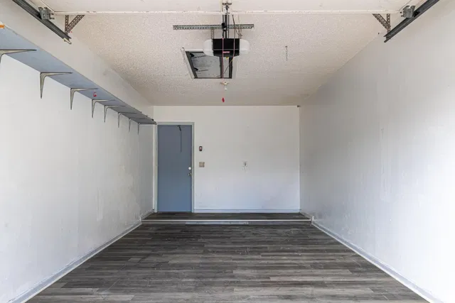  Unit 11 photo 21