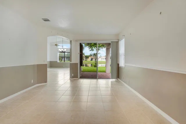 Residence photo 9