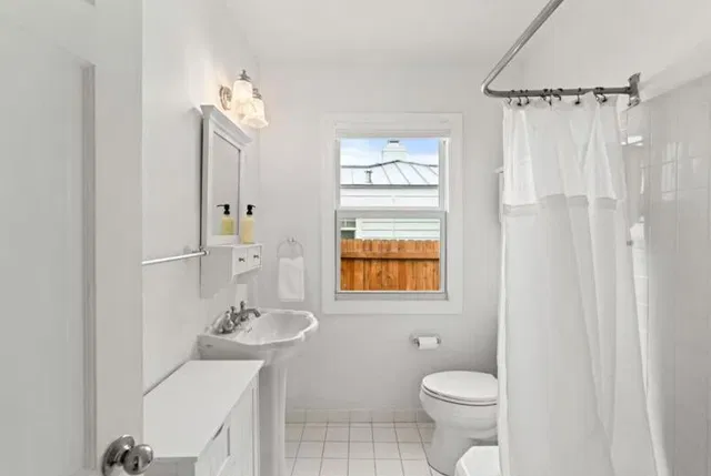 Old Northwood Residence photo 15