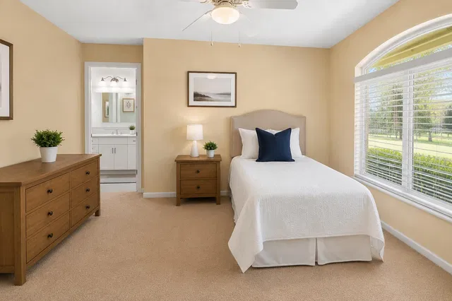 Residence photo 22