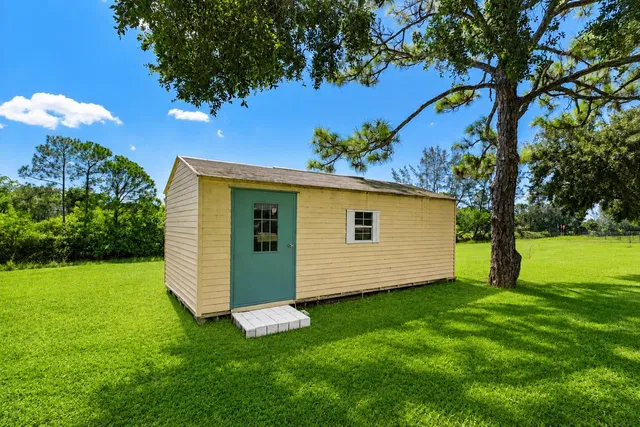 Residence photo 33