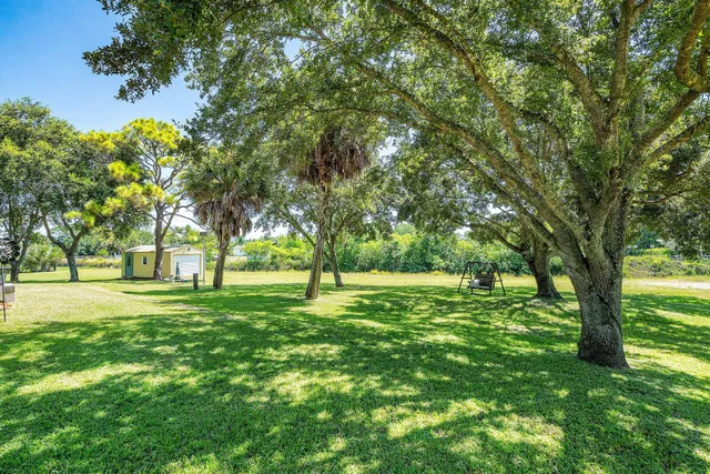 Residence photo 48