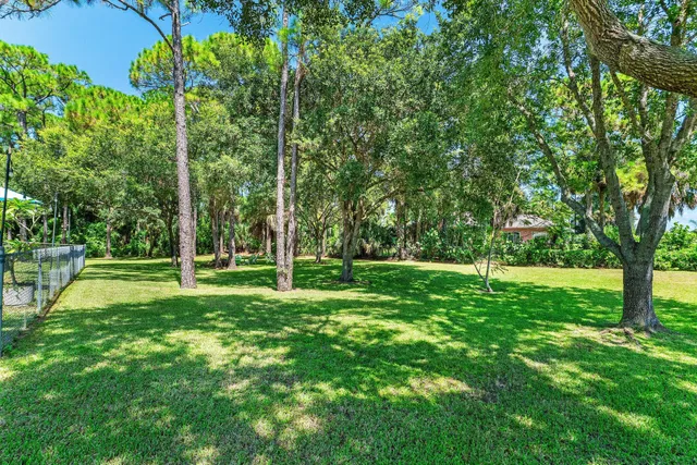 Residence photo 50