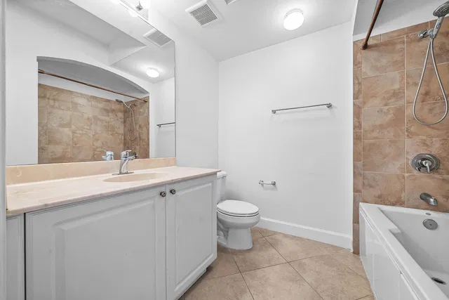 Renaissance Commons I Unit 2421 photo 26