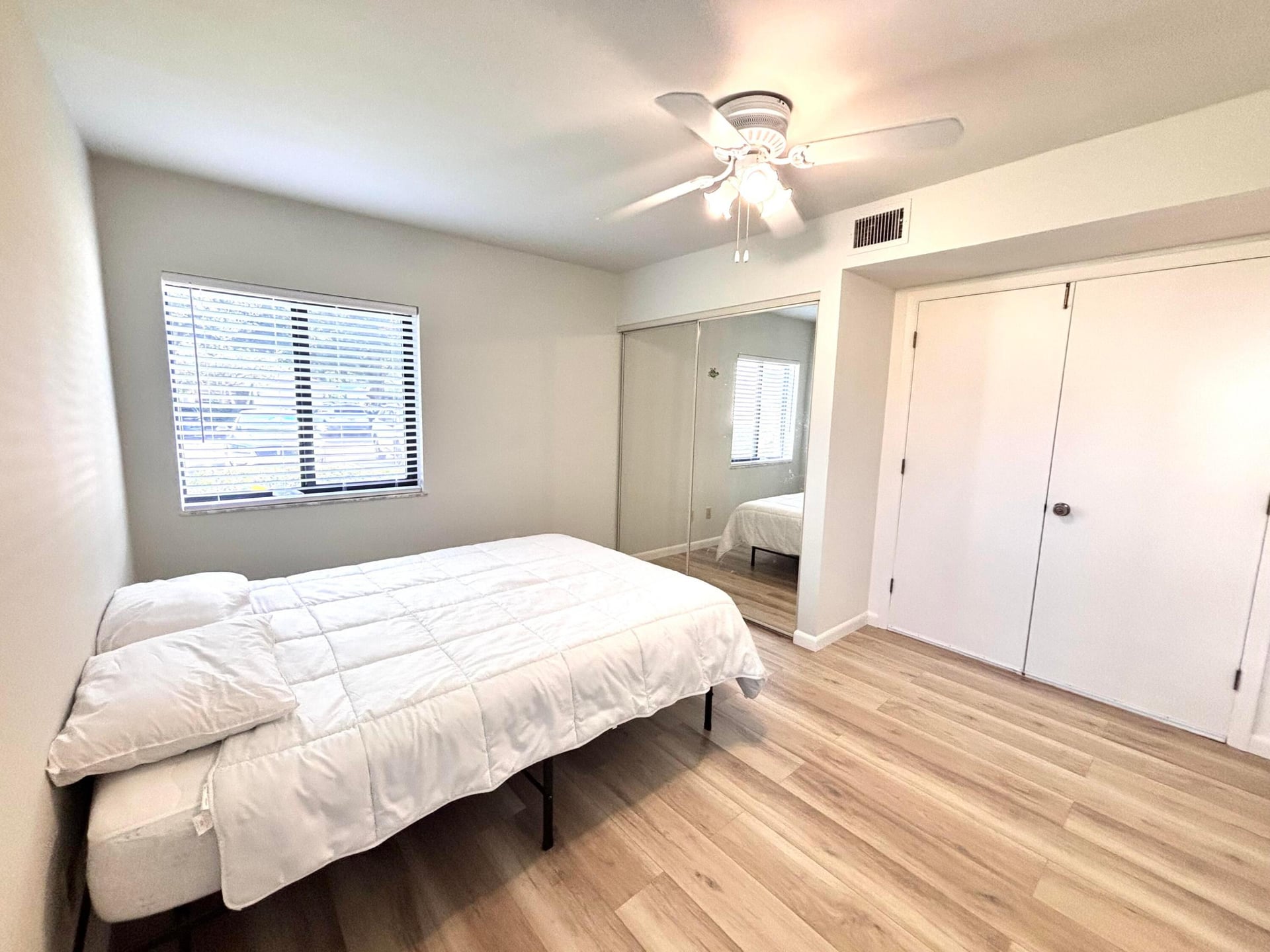 Residence photo 11