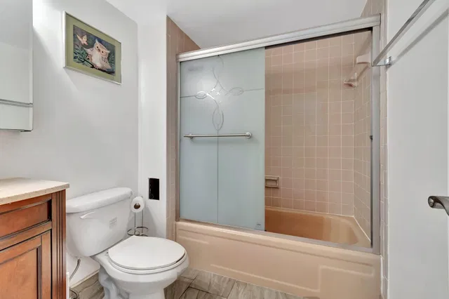 Unit 502 photo 39
