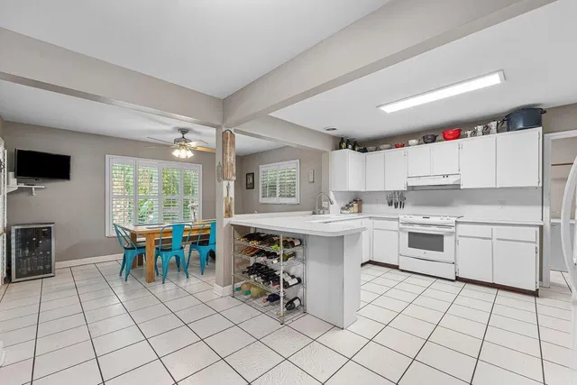 Residence photo 6