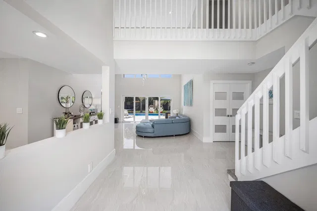 Residence photo 6