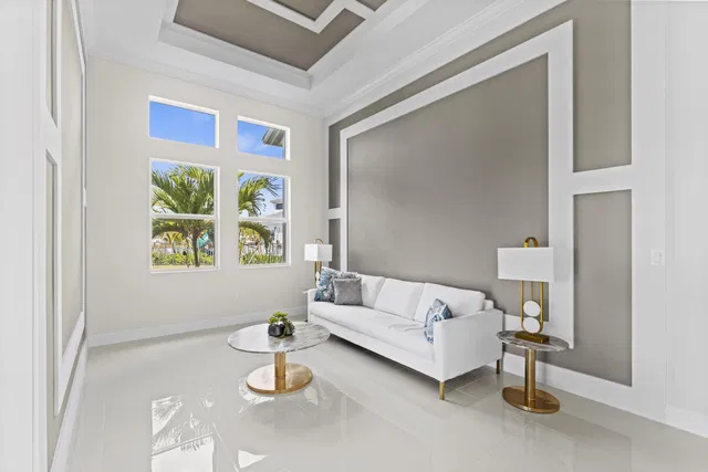 Residence photo 8