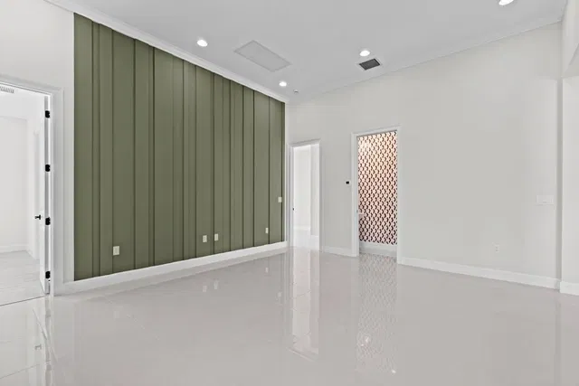 Residence photo 30