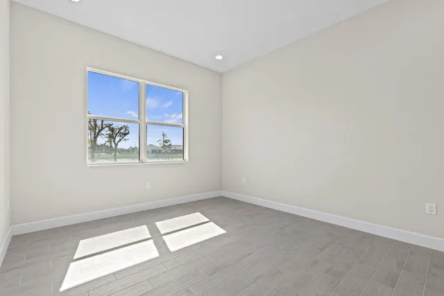 Residence photo 38