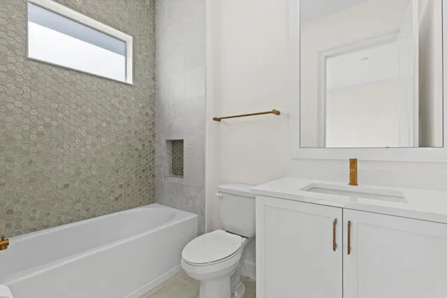 Residence photo 48