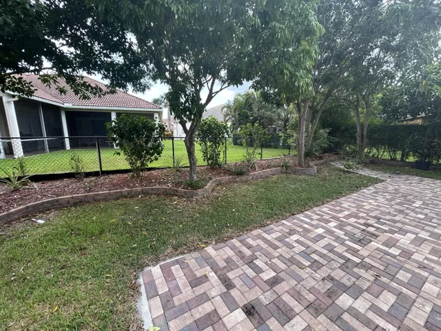  Residence photo 35