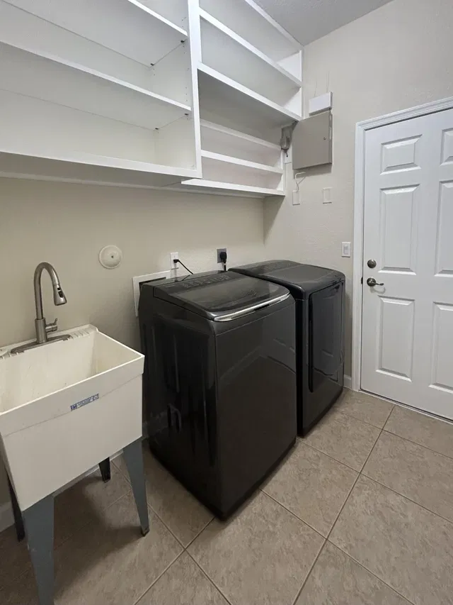  Residence photo 37