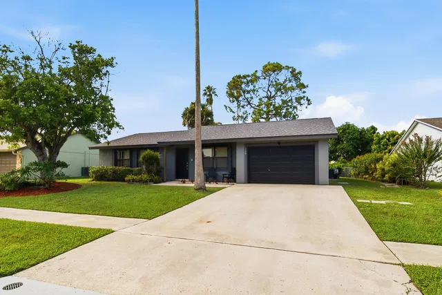  Residence photo 4