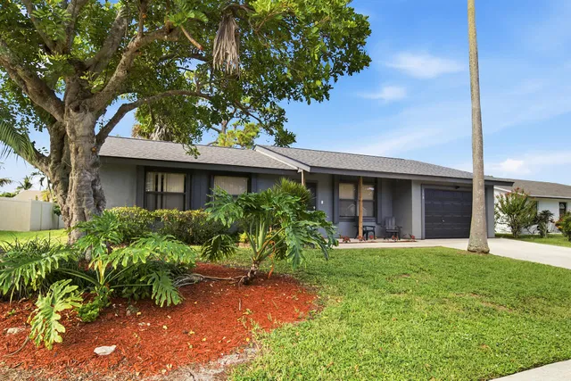  Residence photo 6