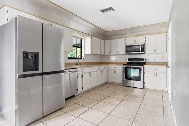  Residence photo 14