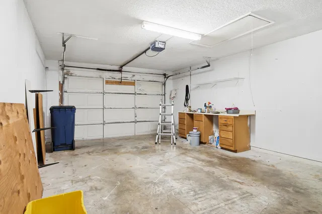  Residence photo 18