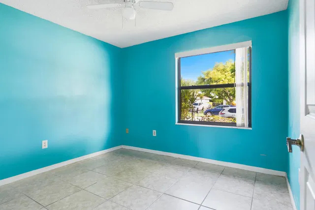  Residence photo 28