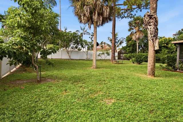  Residence photo 35