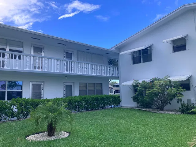 Residence photo 5