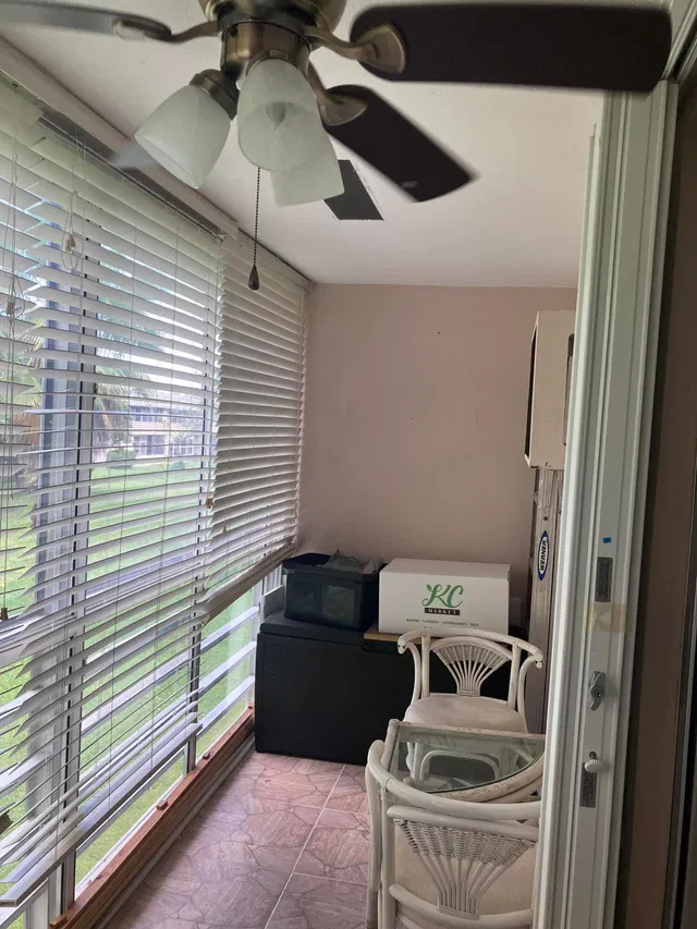 Residence photo 26