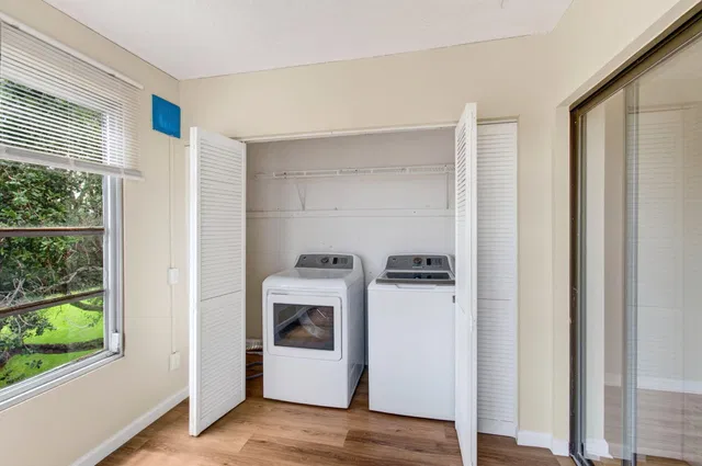Unit 401 photo 28