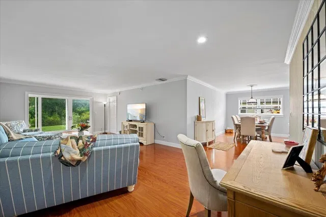 Residence photo 10