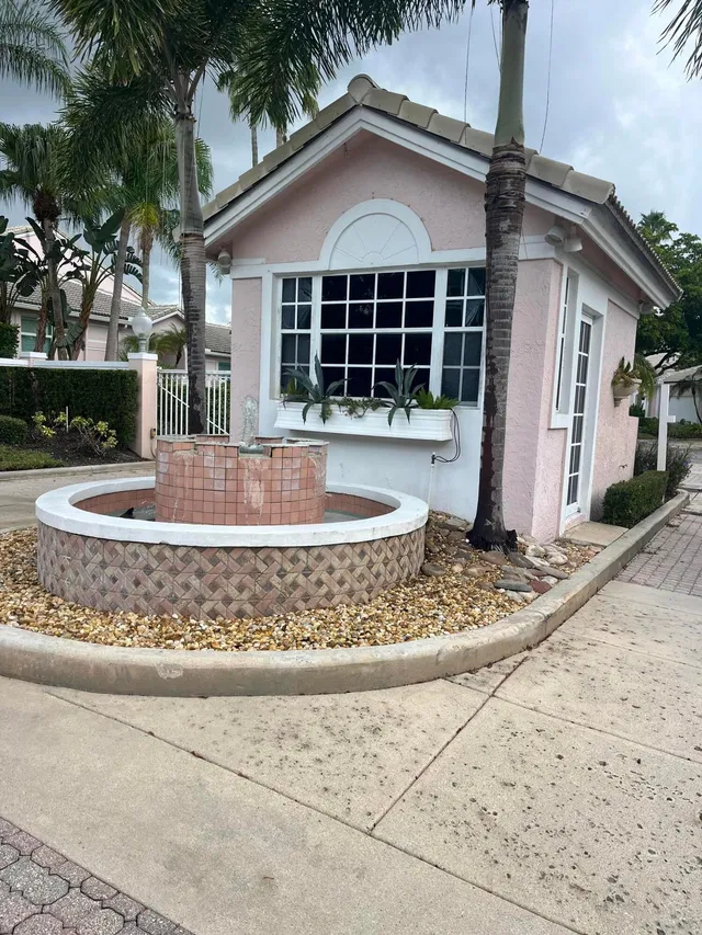PGA National Palm Beach Gardens Unit 181 photo 2