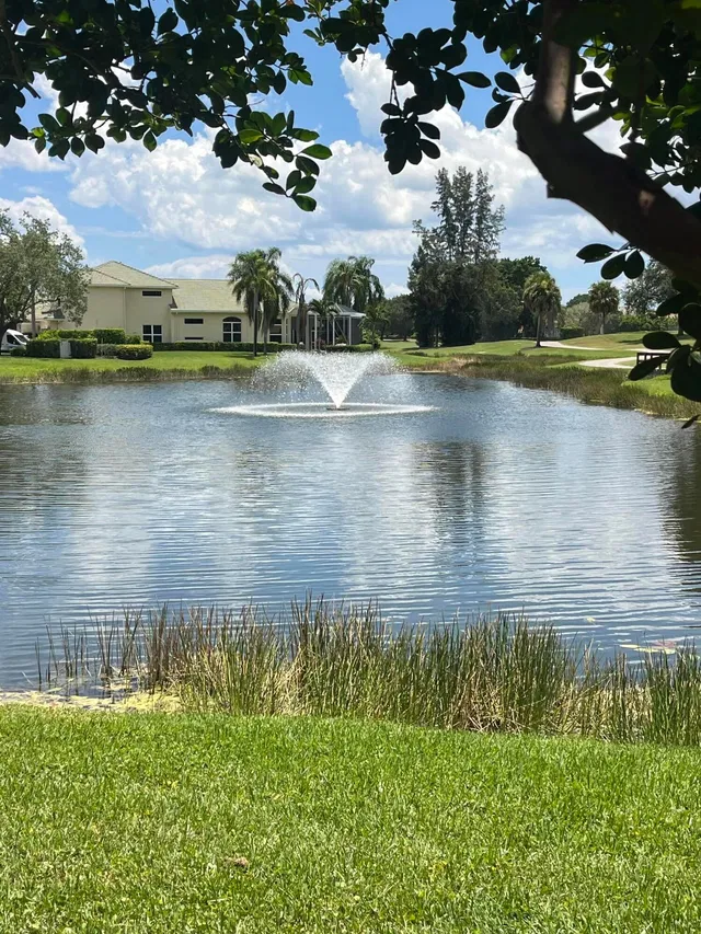 PGA National Palm Beach Gardens Unit 181 photo 6