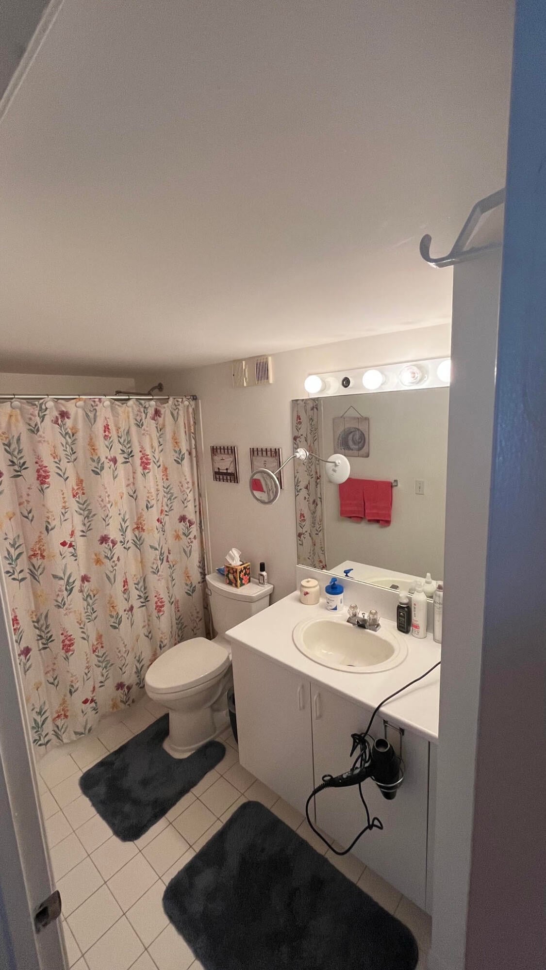 Unit 111 photo 15